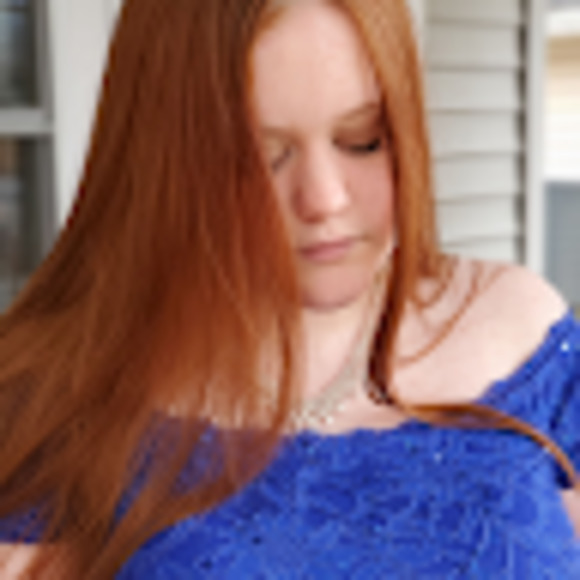 Meet your Posher, Karissa - Picture 1 of 1